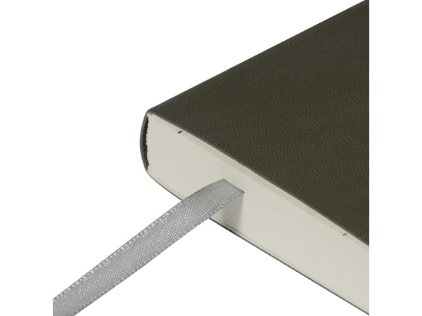 Скетчбук B5 «Sketch & Art» 200 г/м2, soft-touch, Цвет серый