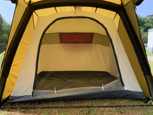 Палатка четырехместная двухкомнатная с навесом и тамбуром 470х240х175см.