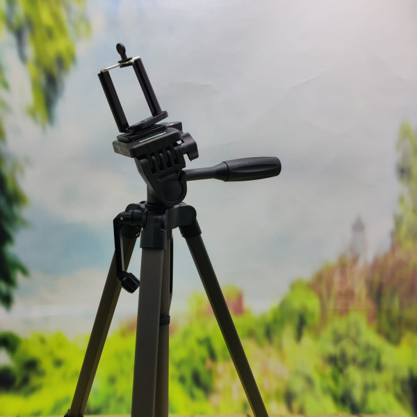 Штатив для камеры и телефона Tripod 3366 (52-140 см) с непромокаемым чехлом Кофейный