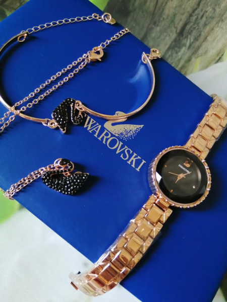 Комплект Swarovski! (Часы, кулон, браслет)