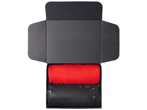 Подарочный набор «Re:Home» с пледом, свечой и диффузором, Цвет красный