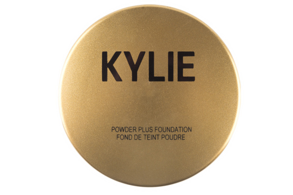 Пудра Kylie с зеркалом и спонжем