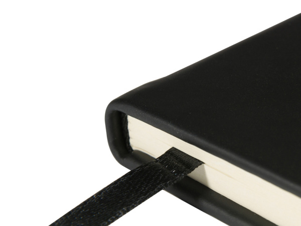 Ежедневник недатированный А5 «Megapolis Velvet New», Цвет черный