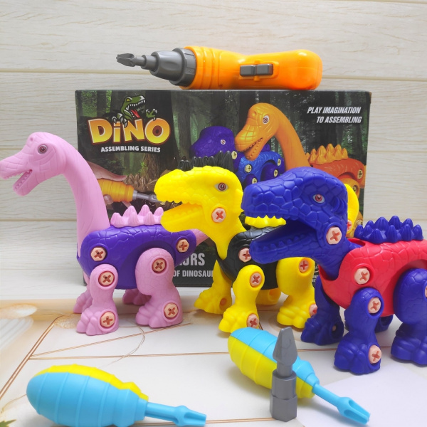 Конструктор DINO с шуруповертом на батарейках. Три динозавра в комплекте! Цвет MIX