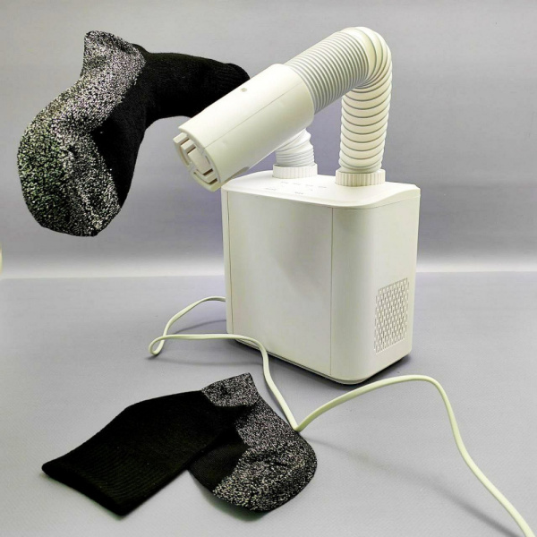 Электросушилка для обуви с таймером Shoes dryer II BZ-HXQ01, 150W, 220V (таймер на 30/60/90/120 минут, возможность сушки 2 пар одновременно)