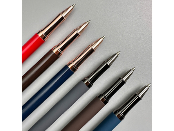 Ручка металлическая шариковая «Venezia Pragmatico» софт-тач, Цвет черный