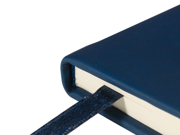 Ежедневник недатированный А5 «Megapolis Velvet New», Цвет темно-синий