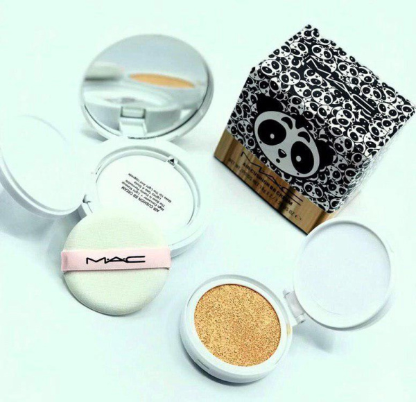 Кушон Панда Mac Air Cushion BB Cream Тон 01, с запасным блоком 18g х 2