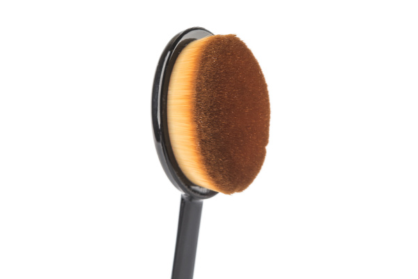 Кисть для макияжа Oval MAC Masterclass Brush Collection