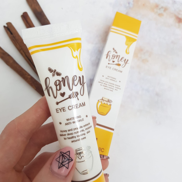 Питательный крем для век (кожи вокруг глаз) с экстрактом меда 3W Clinic Honey Eye Cream, 40 ml    Or