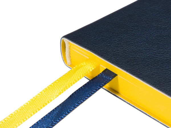 Ежедневник недатированный А5 «Boston», Цвет темно-синий с желтым обрезом