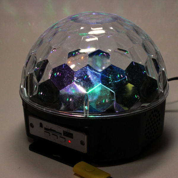 Диско-шар LED RGB Magic Ball Light, пульт ДУ, флешка (Высокое качество - Рекомендуем!!!)