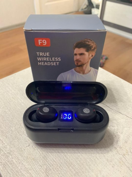 Беспроводные Bluetooth наушники с микрофоном и внешним аккумулятором TWS BTH-F9-8