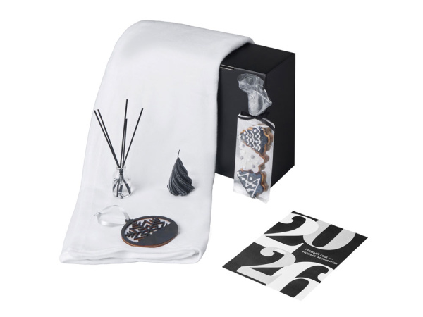 Подарочный набор «Re:Home» с пледом, свечой и диффузором, Цвет белый