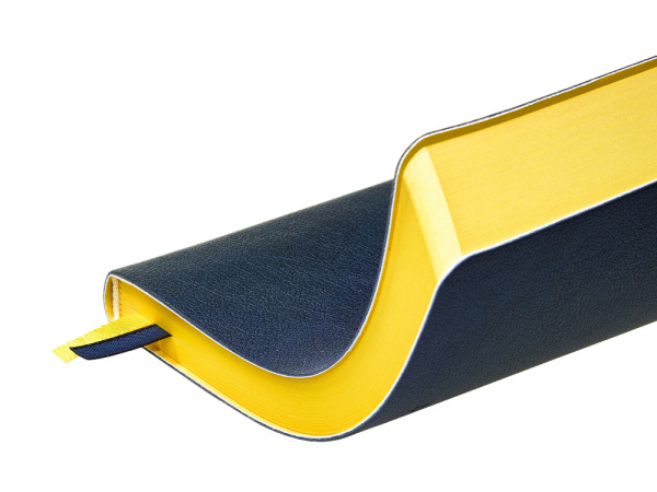 Ежедневник недатированный А5 «Boston», Цвет темно-синий с желтым обрезом