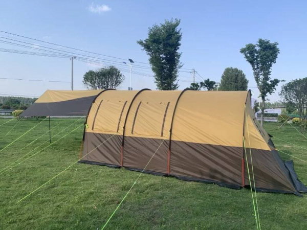 8-ми местная палатка для кемпинга