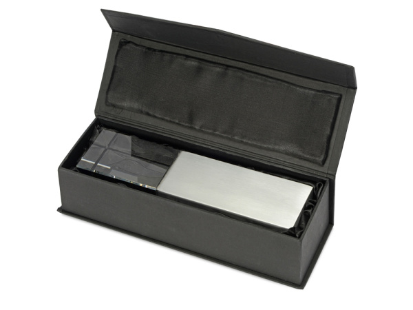 Награда «Steel and glass», Цвет прозрачный/серебристый