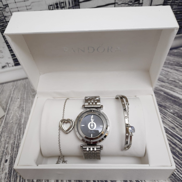 Подарочный набор Pandora (часы, подвеска-Сердце, браслет)