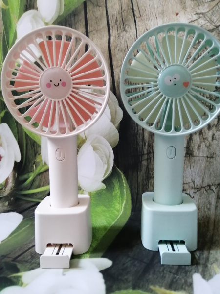 Портативный USB-вентилятор с держателем телефона Mini Fan Phone Holder