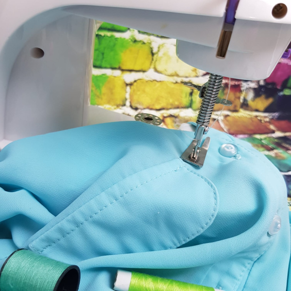 Швейная машинка компактная Mini Sewing Machine (Портняжка)