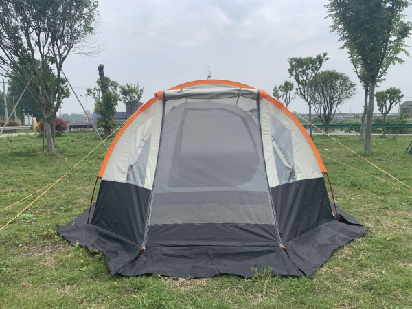 Палатка 3х-местная с тамбуром для кемпинга и туризма