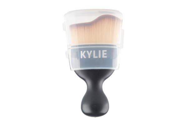 Кисть Kylie в футляре