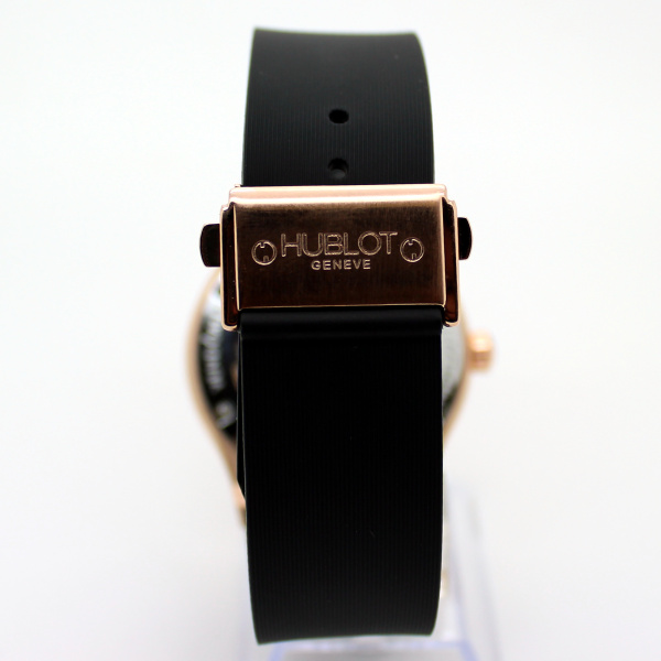 Hublot Classic Fusion Gold кварцевые