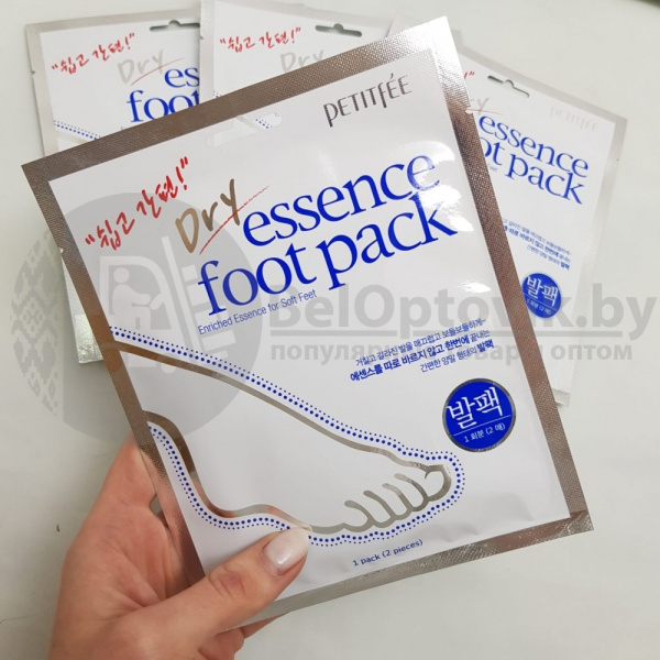 Маска носочки для ног с сухой эссенцией Dry Essence Foot Pack Petitfee - 1 пара, 30ml    Original Ko
