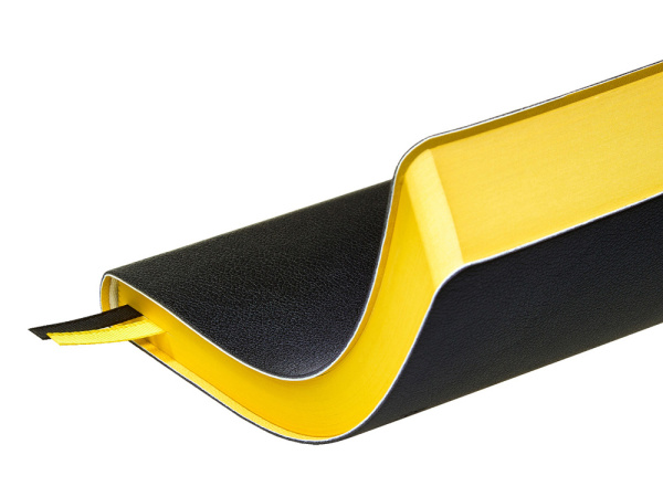 Ежедневник недатированный А5 «Boston», Цвет черный с желтым обрезом