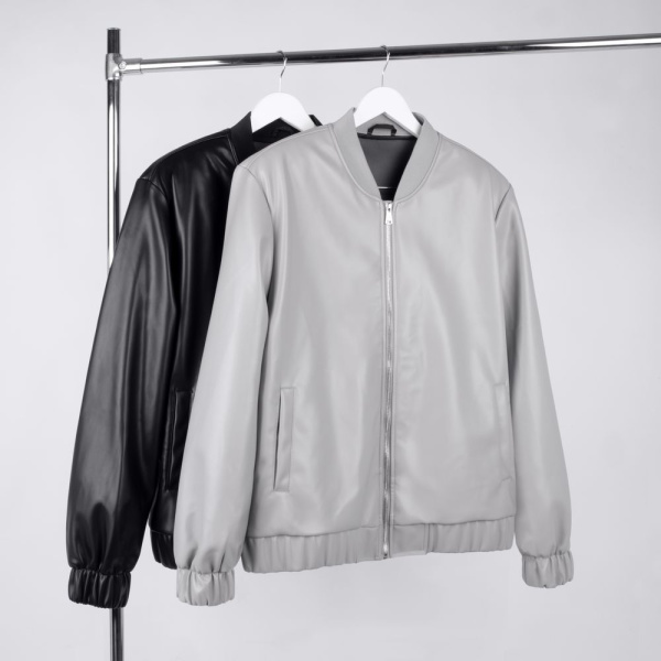 Бомбер из искусственной кожи Univer, серый, XS–XXL