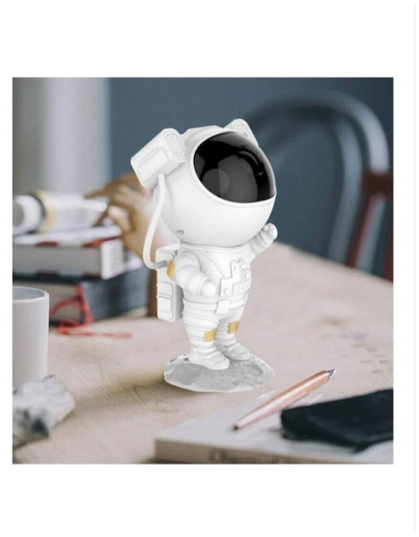 Ночник проектор игрушка Astronaut Starry Sky Projector с пультом ДУ