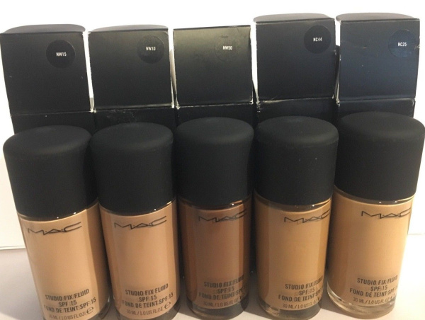 Тональный крем MAC Mineralize moisture SPF 15 foundation