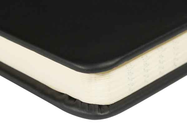 Ежедневник недатированный А5 «Megapolis Velvet New», Цвет черный