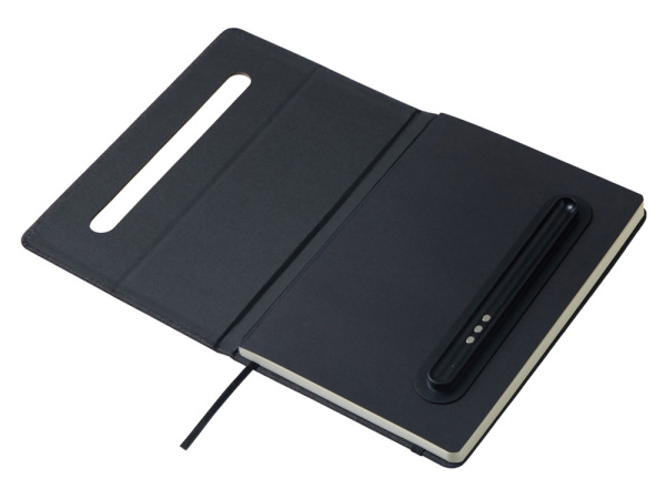 Блокнот А5 «NotaBene» с металлической шариковой ручкой и подставкой для телефона, Цвет черный