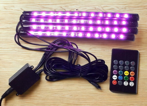 Светодиодная RGB подсветка салона авто со звуковым контроллером