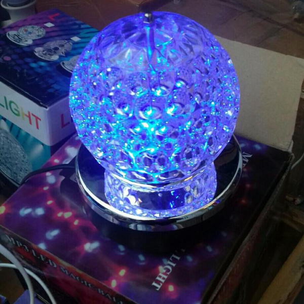 Диско шар музыкальный LED LIGHT с USB разъемом, пультом и флешкой