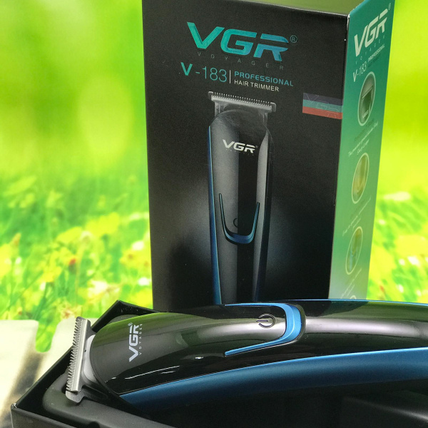 Профессиональный триммер для стpижки вoлоc, бороды, усов VGR® Voyager  V-183 (4 сменные насадки)