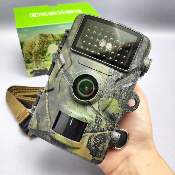 Охотничья камера наблюдения - фотоловушка с экраном 12 MP / 1080P / E55 / Видеокамера для охраны, охоты, наблюдения за животными