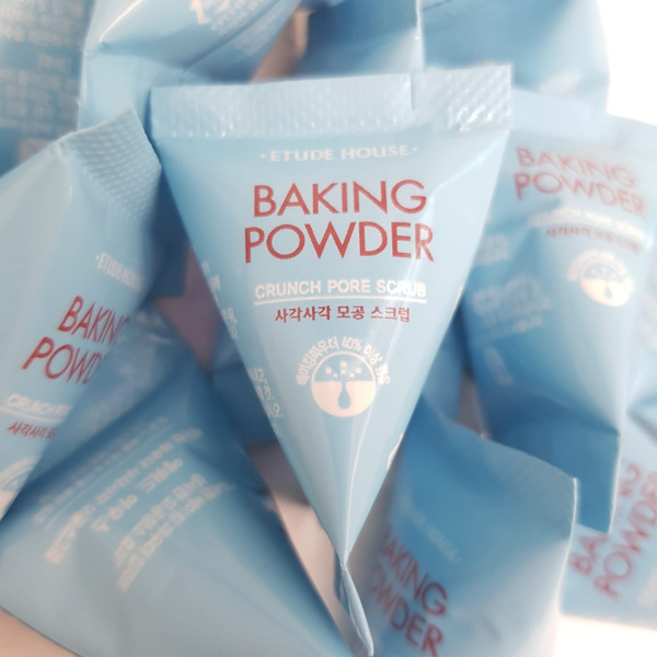 Скраб для лица Etude House (Этюд Хаус)  с содой и мятой Baking Powder Crunch Pore Scrub, 7 g Origina