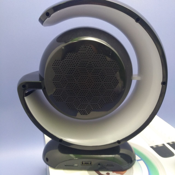 Музыкальная беспроводная колонка с двумя микрофонами Wireless Lightshow Speaker с LED-подсветкой