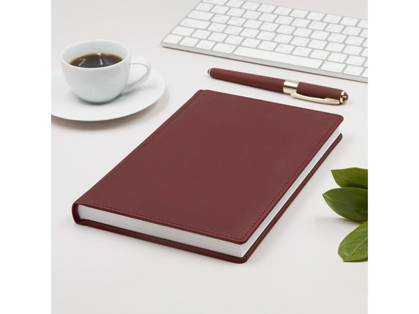 Ежедневник А5 датированный «Velvet» на 2026 год, Цвет бордовый