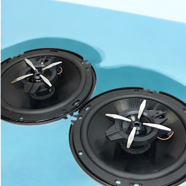 Автомобильные динамики Carlive XS-FB1630 (6") / Компактный размер, мощное звучание