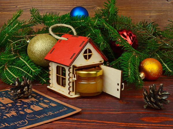 Игрушка-упаковка «Домик», Цвет красный/натуральный