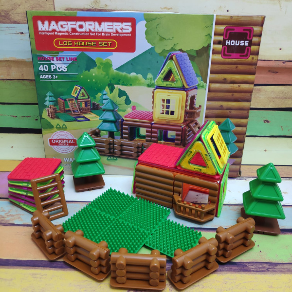 Магнитный конструктор  Magformers Log House Set  "Бревенчатый дом", 40 деталей