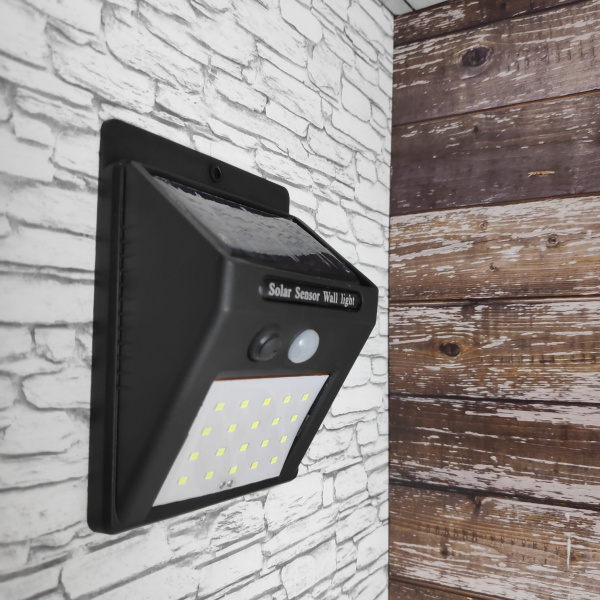 Фонарь с датчиком движения на солнечной батарее 20 LED Solar Powered LED Wall Light